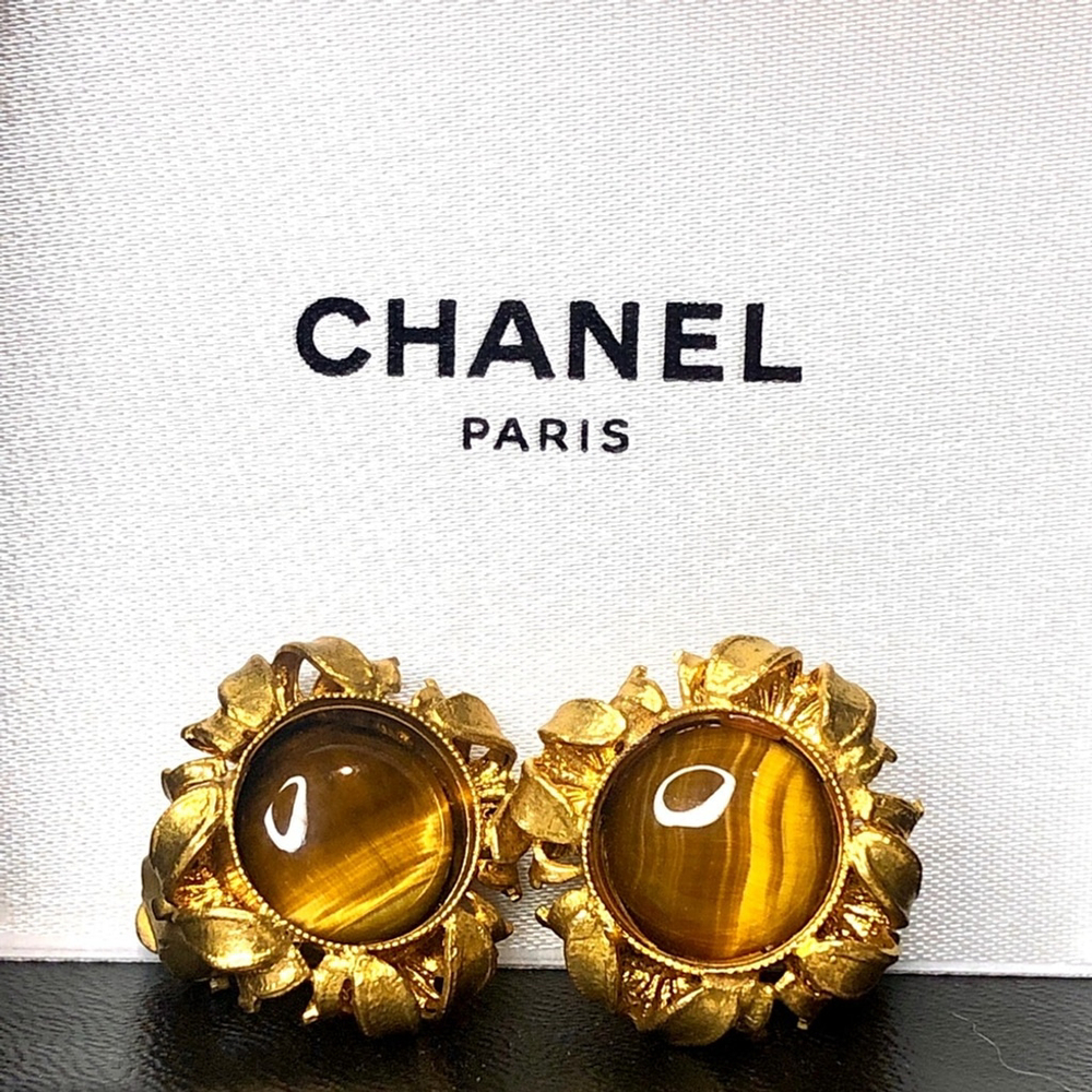 CHANEL 24k Gold Plated Tiger’s Eye Cabochon Clip On Earrings with Box